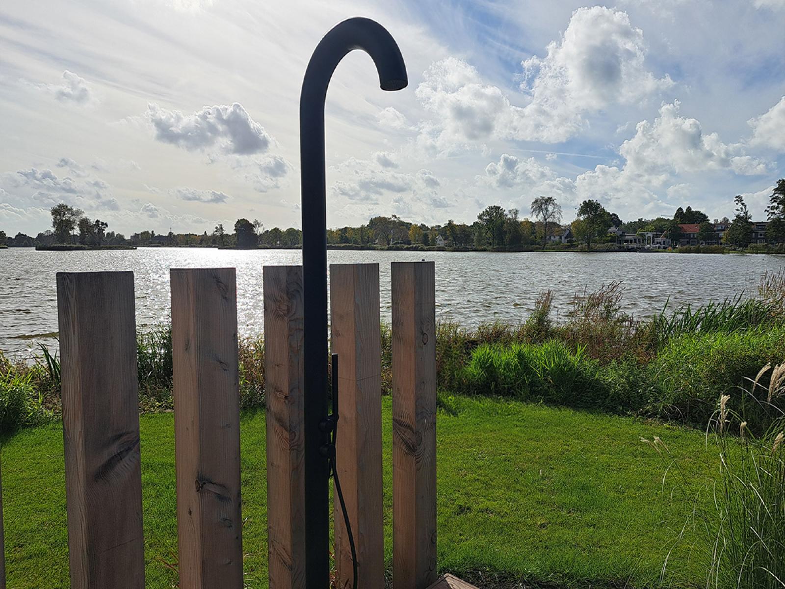 buitendouche-met-hollandse-wolken_1